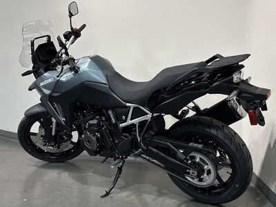 2024 Suzuki V-Strom 800 - Photo 4