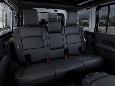 2026 Jeep Wrangler - Photo 15
