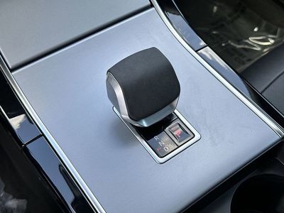 2025 Land Rover Range Rover Evoque - Photo 22