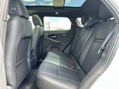 2025 Land Rover Range Rover Evoque - Photo 25