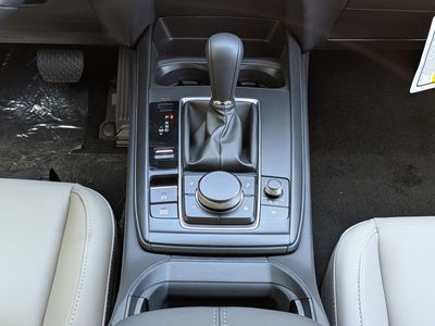 2026 Mazda CX-30 - Photo 18