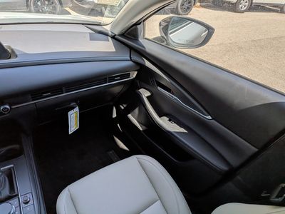 2026 Mazda CX-30 - Photo 16