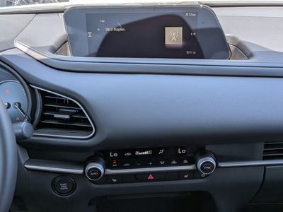 2026 Mazda CX-30 - Photo 17