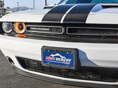 2019 Dodge Challenger — detail view