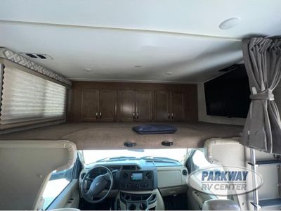 2020 Gulf Stream RV Conquest Class C - Photo 8