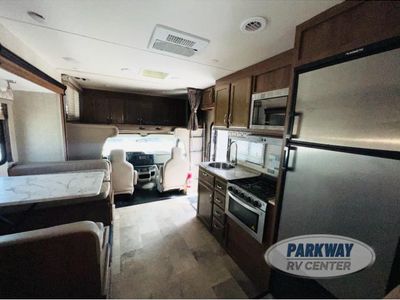 2020 Gulf Stream RV Conquest Class C - Photo 13