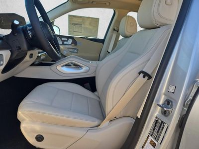 2026 Mercedes-Benz GLE 450 - Photo 3