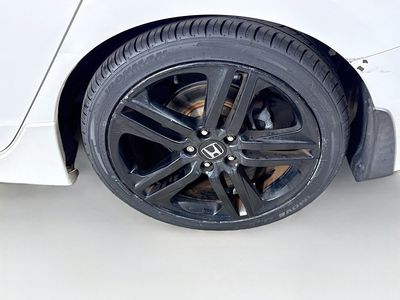2017 Honda Accord - Photo 33