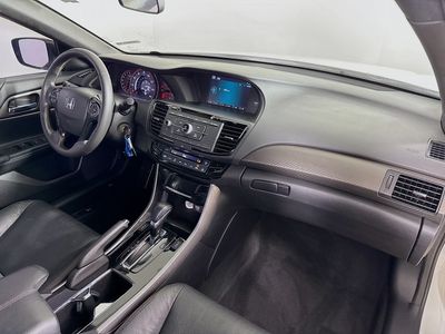 2017 Honda Accord - Photo 32
