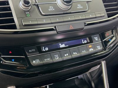 2017 Honda Accord - Photo 14