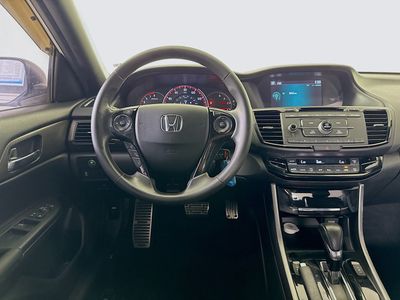 2017 Honda Accord - Photo 23
