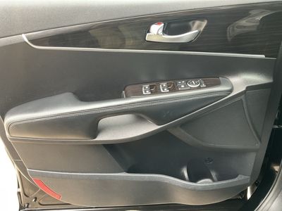 2020 Kia Sorento - Photo 20