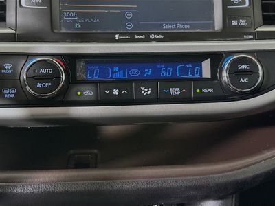 2019 Toyota Highlander - Photo 23