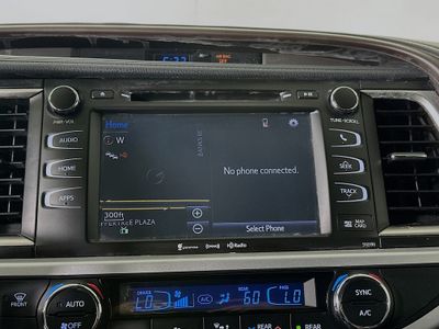 2019 Toyota Highlander - Photo 24