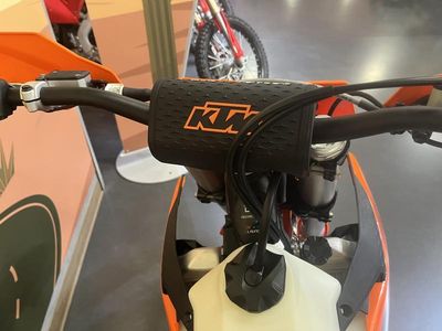 2025 KTM 350 XC-F - Photo 9