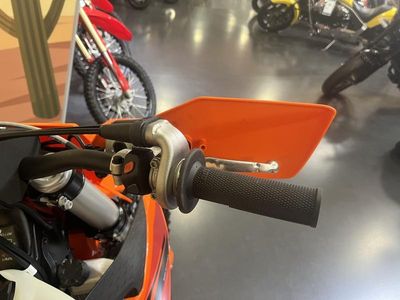 2025 KTM 350 XC-F - Photo 10