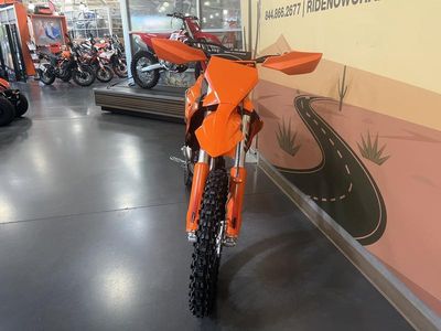 2025 KTM 350 XC-F - Photo 2