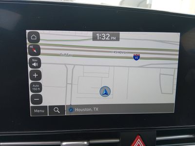 2024 Hyundai Elantra - Photo 18