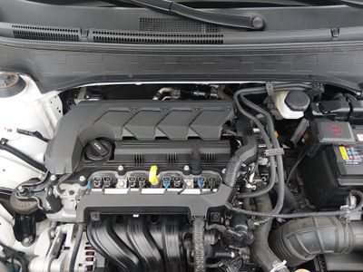 2025 Hyundai Venue — photo 9 view