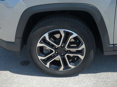 2024 Jeep Compass - Photo 11