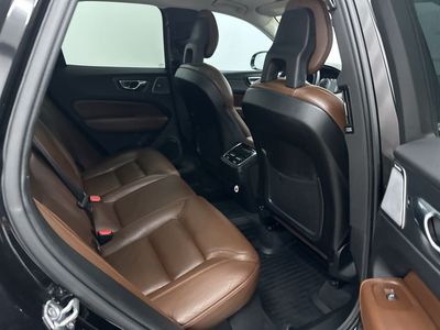 2018 Volvo XC60 - Photo 20