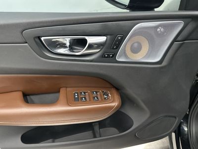 2018 Volvo XC60 - Photo 10