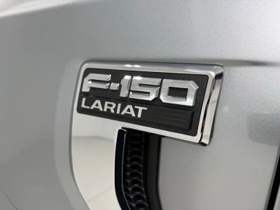 2026 Ford F-150 Lariat Truck V8 — photo 11 view