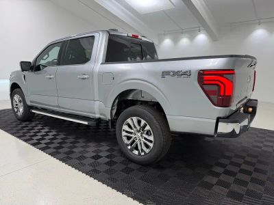 2026 Ford F-150 Lariat Truck V8 — detail view