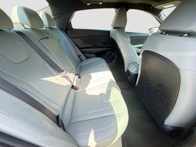 2025 Hyundai Elantra Hybrid - Photo 28