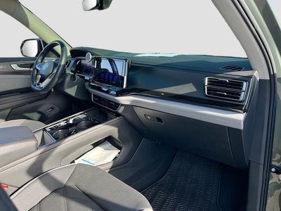 2025 Volkswagen Atlas - Photo 30