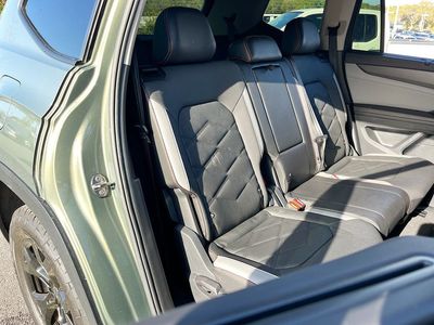 2025 Volkswagen Atlas - Photo 28