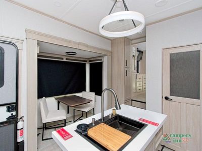 2026 Grand Design Solitude - Photo 14