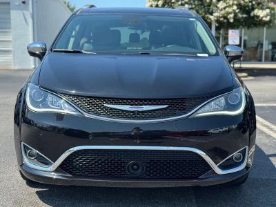 2020 Chrysler Pacifica — interior view