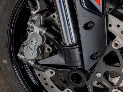 2024 KTM 790 Duke - Photo 6