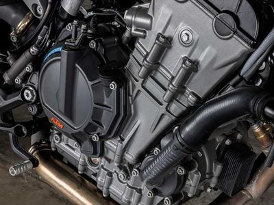2024 KTM 790 Duke - Photo 7