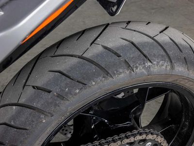2024 KTM 790 Duke - Photo 13