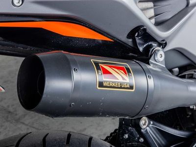 2024 KTM 790 Duke - Photo 9