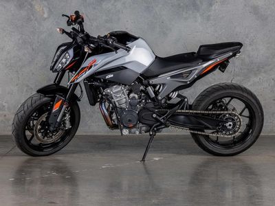 2024 KTM 790 Duke - Photo 2