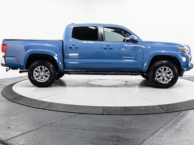 2019 Toyota Tacoma - Photo 10