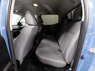 2019 Toyota Tacoma - Photo 5