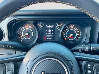 2024 Jeep Wrangler - Photo 12