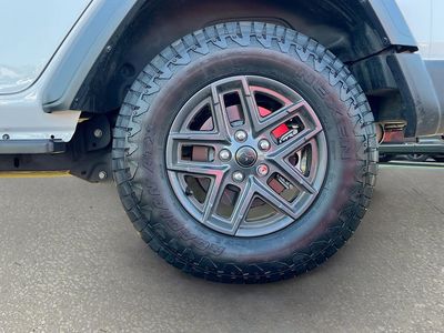 2024 Jeep Wrangler - Photo 27