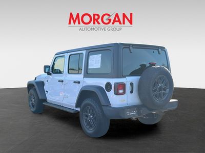 2024 Jeep Wrangler - Photo 5