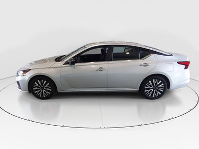 2024 Nissan Altima - Photo 4