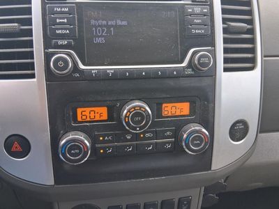 2016 Nissan Frontier SV - Photo 13
