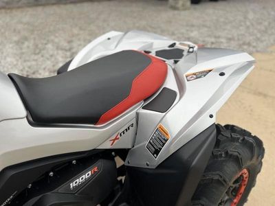 2026 Can-Am Renegade X mr 1000 R Hyper Silver & Legion Red — photo 9 view