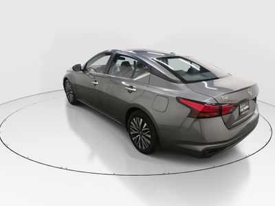 2024 Nissan Altima — detail view