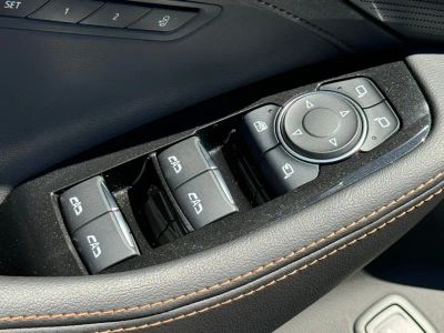 2025 Cadillac CT5 - Photo 18