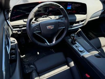 2025 Cadillac CT5 - Photo 25