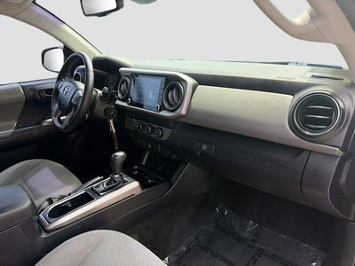 2020 Toyota Tacoma 2WD - Photo 32